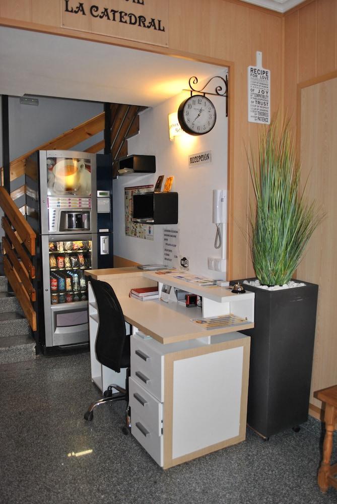 Hostal La Catedral Santo Domingo De La Calzada Zewnętrze zdjęcie